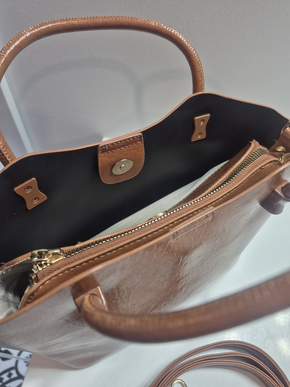 Ecosse UNQIUE Cognac Purse tote Satchel - Picture 2 of 7